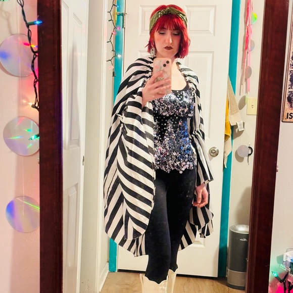 Meet your Posher, Heather - Picture 3 of 16